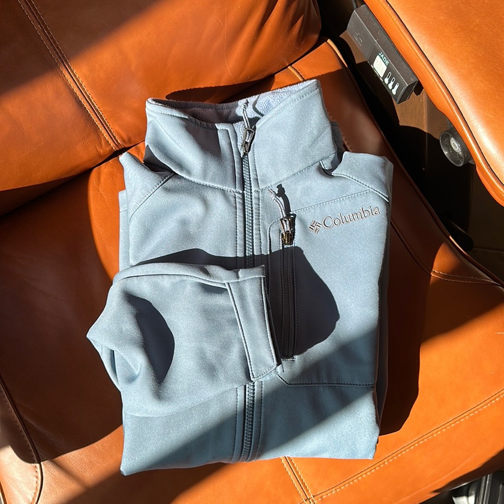 Fleece-lined Columbia jacket. Excellently condition.  Couple wears.